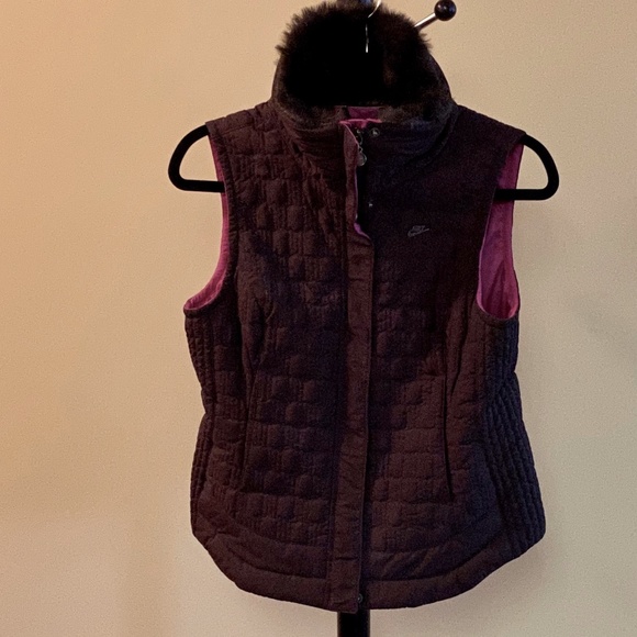 Nike NWOT Women's Brown Winter Quilted Vest (M) - Picture 1 of 10